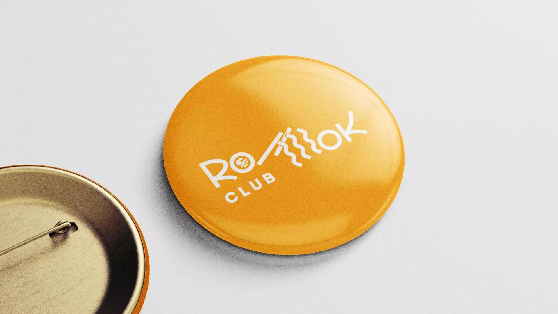 Создание логотипа суши-бара «Roll Wok Club» в Строителе